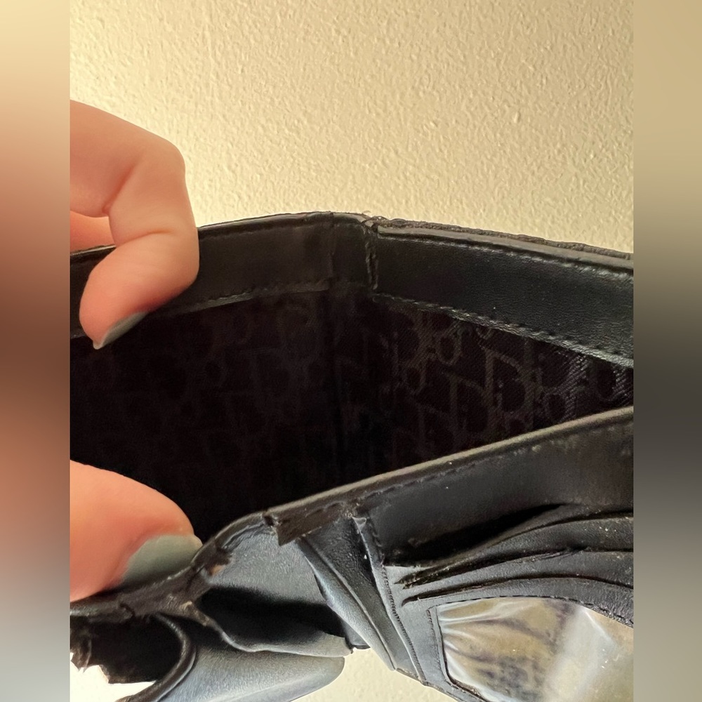 Vintage black “DIOR” logo Christian Dior wallet - Picture 8 of 8